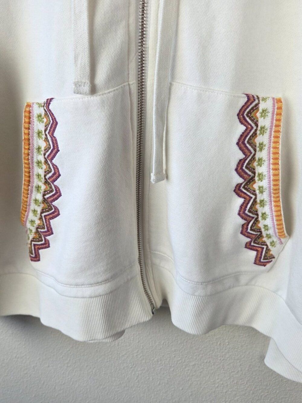 Driftwood Womens Hoodie Full Zip Sweatshirt Size L Cream Embroidered Boho Jacket - Picture 4 of 7